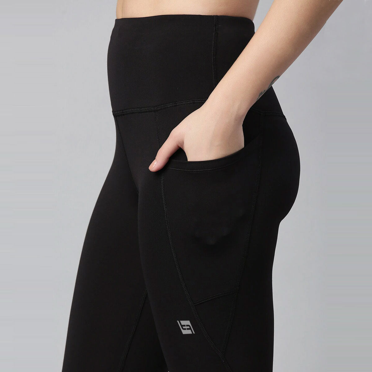 K03 Lifestyle High Wasited Capri Leggings V1.0