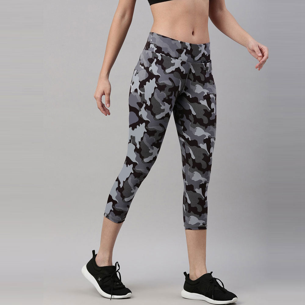 H03 Everyday High Wasited Capri Leggings